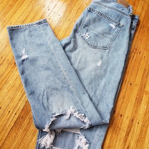 American Eagle Midrise Mom Jeans
